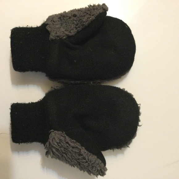 DISNEY Toddler WARM Gloves - Picture 2 of 3